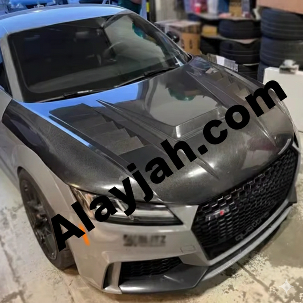 DM Style Carbon Fiber Hood with Air Vent – Front Bonnet Cover for Audi TT / TTS / TTRS MK3 (2015–2020) غطاء محرك من ألياف الكربون بتصميم DM مع فتحات تهوية – غطاء أمامي لسيارات أودي TT / TTS / TTRS MK3 (2015–2020)
