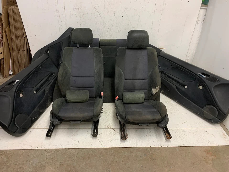 BMW E46 Coupe M3 1999-2005 passenger door liner décor inner | بي ام دبليو كوبيه داخلية باب