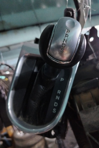 Used 2015–2023 Ford Mustang Automatic Gear Shifter – ناقل حركة أوتوماتيكي مستعمل لفورد موستانج 2015–2023
