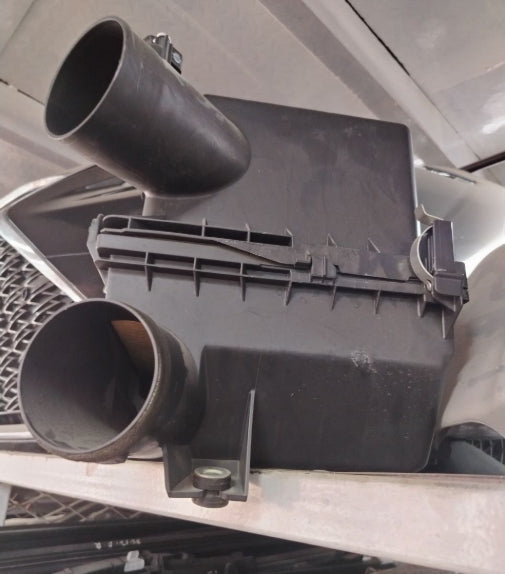 Used Original OEM Air Filter Box Assembly for Lexus RX 200t (2017–2020) علبة فلتر الهواء أصلي (OEM) مستعمل لكزس RX 200T موديلات 2017–2020