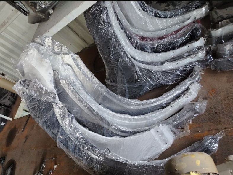 Used Original Lexus RX Front Fender Set (2016-2021) – Left & Right رفارف أمامية لكزس RX موديلات 2016-2021 يمين ويسار مستعملة أصلية