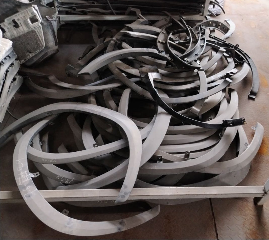 Used Lexus RX Fender Molding Set 2016–2025 Left & Right OEM Original Parts أغطية رفرف لكزس RX مستعملة 2016–2025 يمين ويسار OEM طقم كامل