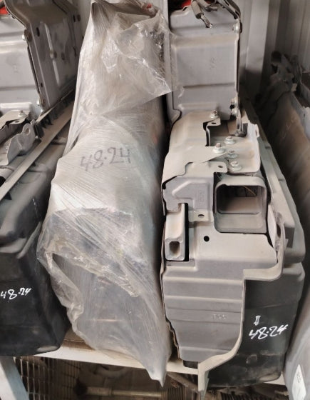 Used Original Lexus ES Hybrid Battery 2020–2025 OEM بطارية هايبرد لكزس ES أصلية مستعملة 2020–2025 OEM