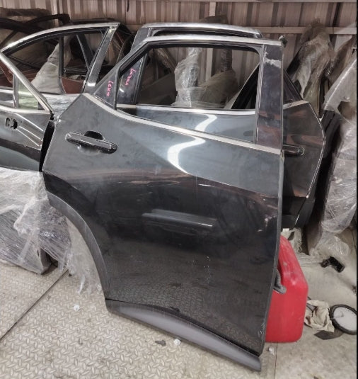 Used Original Lexus RX / NX / RC Front & Rear Doors (Left & Right) 2015–2025 – OEM Genuine أبواب أمامية وخلفية أصلية مستعملة لكزس RX / NX / RC (يسار ويمين) موديلات 2015–2025 – OEM