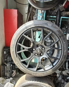 Used Ford Mustang 4-Piece Tire Set – طقم إطارات 4 قطع مستعمل لفورد موستانج