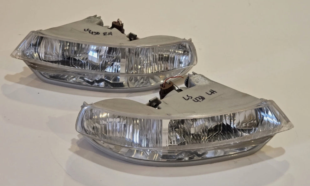 Used Lexus LS430 2000-2006 Fog Lights Pair | لكزس LS430 طقم أضوية ضباب