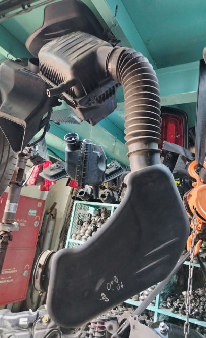 Used Air Cleaner Box Filter for Dodge Charger & Challenger 2016-2020 – علبة فلتر هواء المحرك مستعملة لدودج تشارجر وتشالنجر 2016–2020