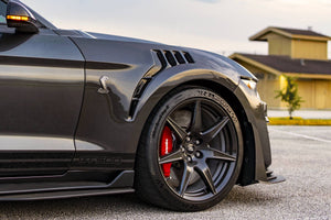 Ford Mustang MAK1 2018 -2023 Fenders Right and Lift with Grills ميمن ويسار حبتين مع فتحات جانبية فورد موستنج ماك1 فندر رفرف مدجار