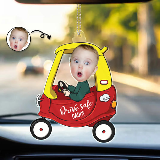 Custom head portrait Small car pendant علاقة سيارة مع صورة كاريكاتيرية لابنك او بنتك