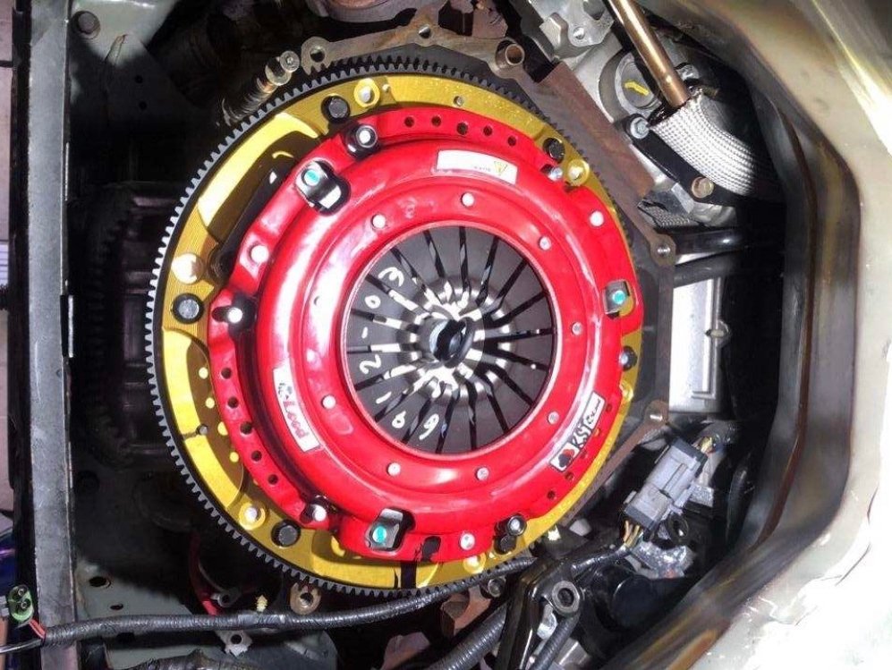 Ford Mustang McLeod Clutch RST TWIN DISC 800HP + Flywheel 2011-2017 كلتش ماكلود فورد موستنج 800حصان مع الفالي وييل حذاف