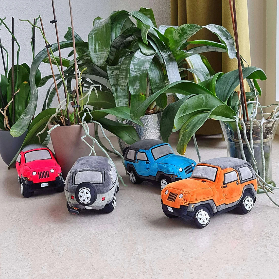 Wrangler SUV Car Doll  دمية سيارة جيب رانجلر