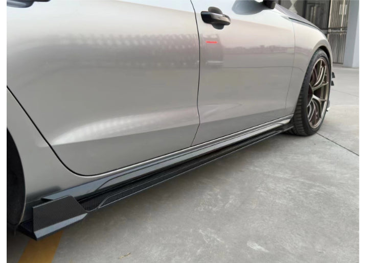 Audi A4 S4 Side Skirts real carbon fiber تنانير جانبية سكيرت اودي كاربون فايبر حقيقي