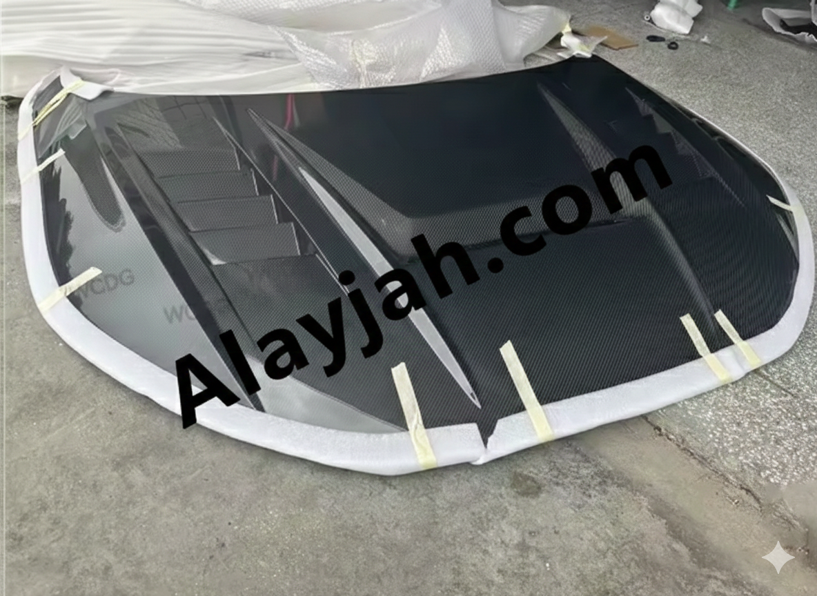 DM Style Carbon Fiber Hood with Air Vent – Front Bonnet Cover for Audi TT / TTS / TTRS MK3 (2015–2020) غطاء محرك من ألياف الكربون بتصميم DM مع فتحات تهوية – غطاء أمامي لسيارات أودي TT / TTS / TTRS MK3 (2015–2020)