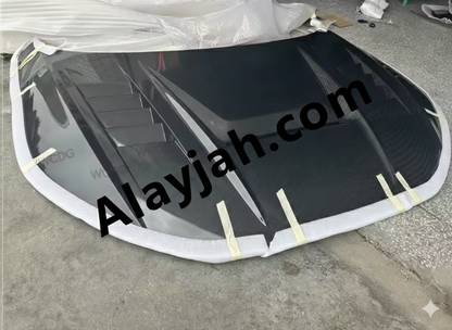 DM Style Carbon Fiber Hood with Air Vent – Front Bonnet Cover for Audi TT / TTS / TTRS MK3 (2015–2020) غطاء محرك من ألياف الكربون بتصميم DM مع فتحات تهوية – غطاء أمامي لسيارات أودي TT / TTS / TTRS MK3 (2015–2020)