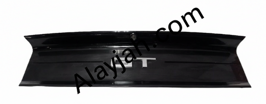 Used Ford Mustang 2018 to 2023 GT 8-Cylinder Rear Trunk Panel - مستعمل لوحة صندوق خلفي فورد موستانج GT 8 سلندر 2018 إلى 2023