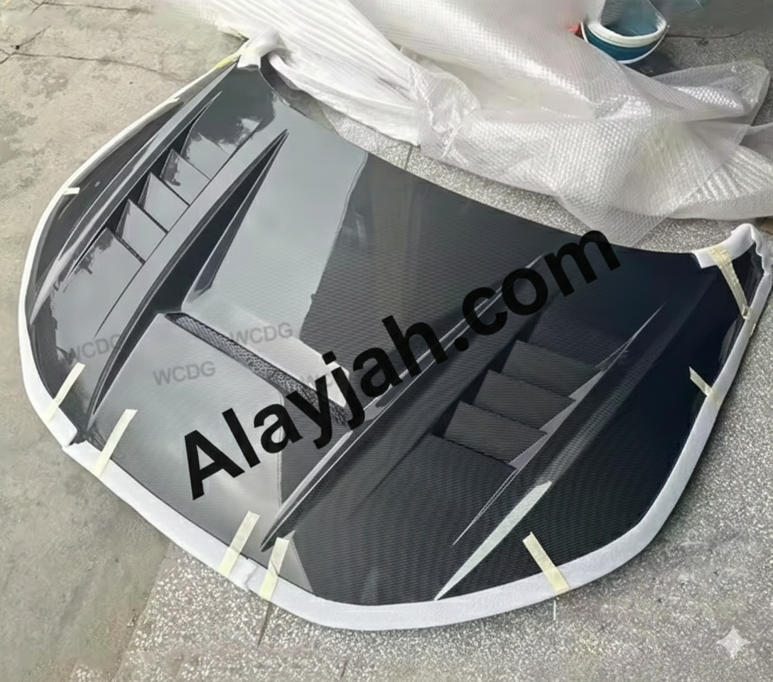 DM Style Carbon Fiber Hood with Air Vent – Front Bonnet Cover for Audi TT / TTS / TTRS MK3 (2015–2020) غطاء محرك من ألياف الكربون بتصميم DM مع فتحات تهوية – غطاء أمامي لسيارات أودي TT / TTS / TTRS MK3 (2015–2020)