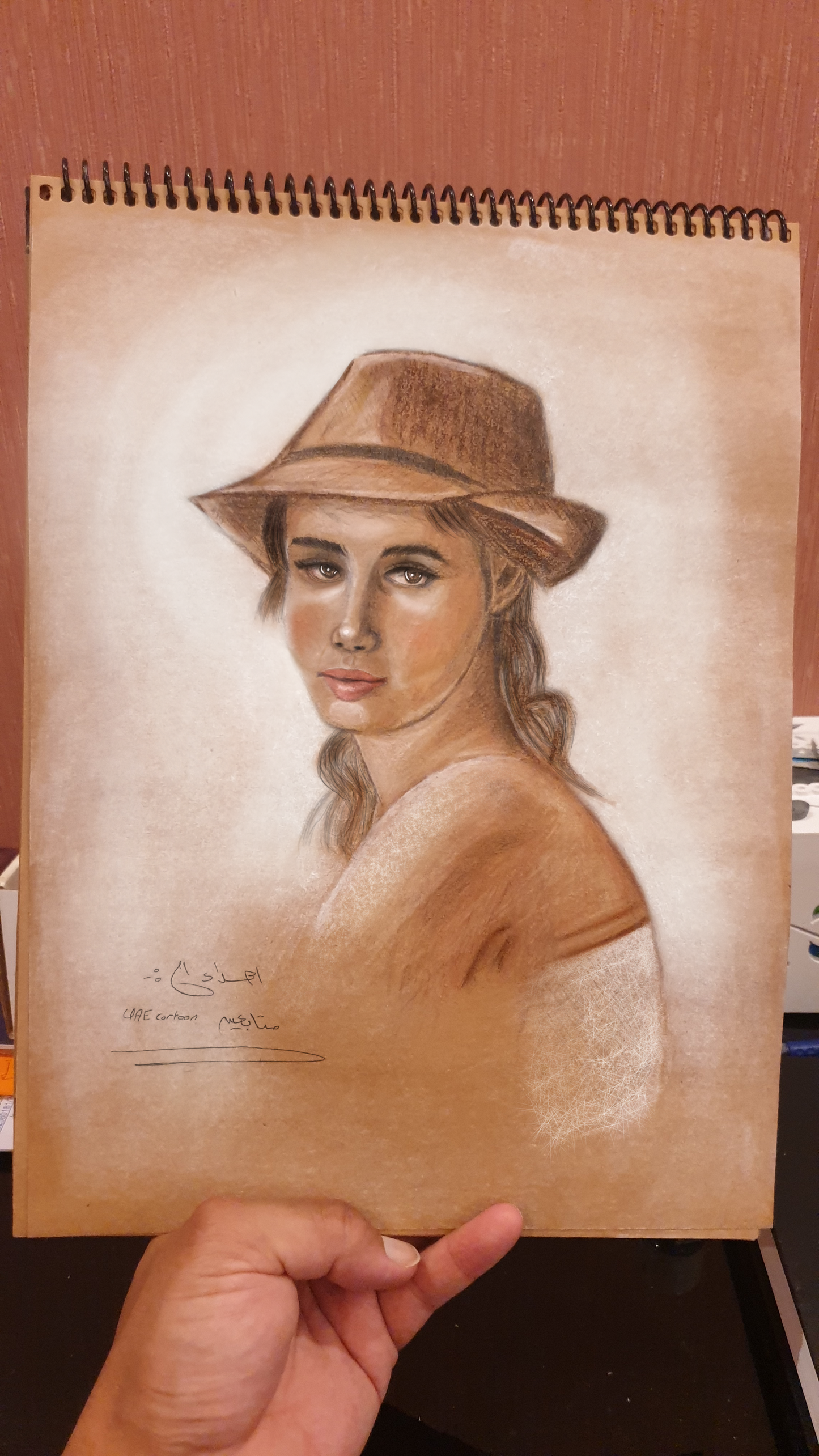 12 PCS Mini Portable Art Set Sketching Pastel  Charcoal Pencil Kit  20100350 الوان خشبية باستيل مع فحم  احترافية