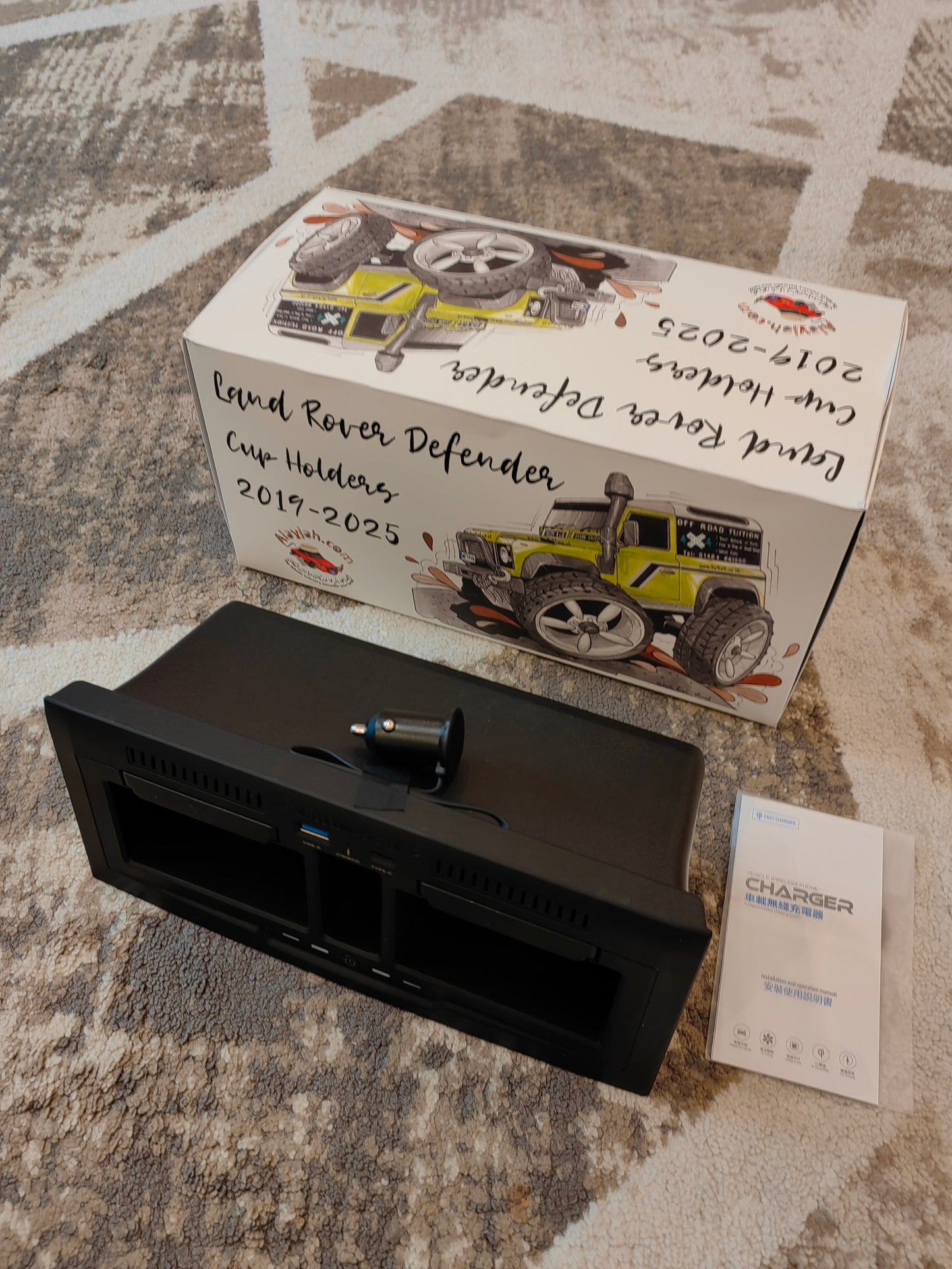 ضمان لمدة سنة واحدة صندوق تخزين حامل شاحن سيارة لاسلكي - متوافق مع LR Defender 90/110 2D/4D (2020+)One year warranty Wireless Car Charger Mount Storage Box – Compatible with LR Defender 90/110 2D/4D (2020+),10500130