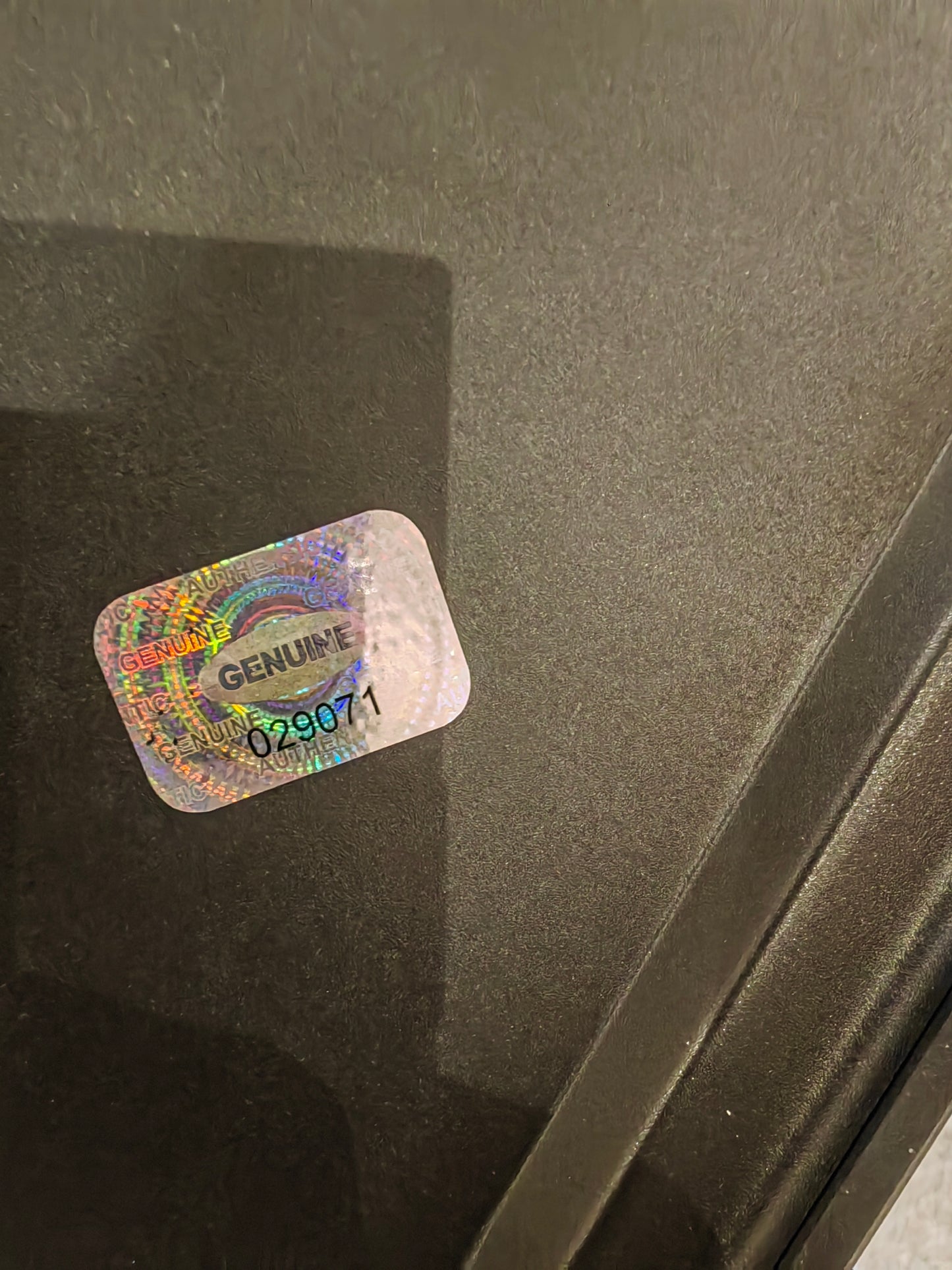 ضمان لمدة سنة واحدة صندوق تخزين حامل شاحن سيارة لاسلكي - متوافق مع LR Defender 90/110 2D/4D (2020+)One year warranty Wireless Car Charger Mount Storage Box – Compatible with LR Defender 90/110 2D/4D (2020+),10500130