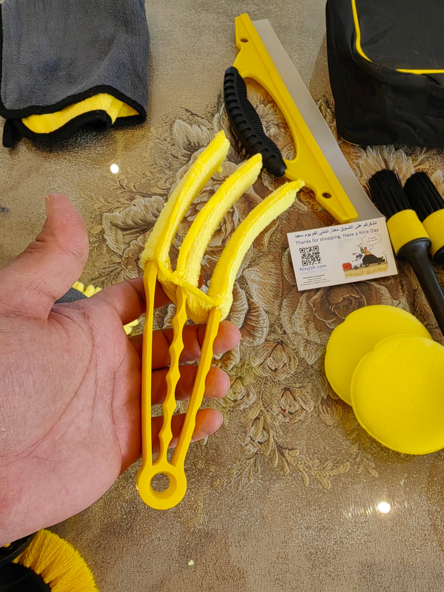 20PCS Car Detailing Brush Kit with Drill Attachments – Interior, Exterior, Tire & Wheel Cleaner Set مجموعة فرش تنظيف السيارات 20 قطعة مع ملحقات مثقاب – لتنظيف الداخل، الخارج، الإطارات والعجلات