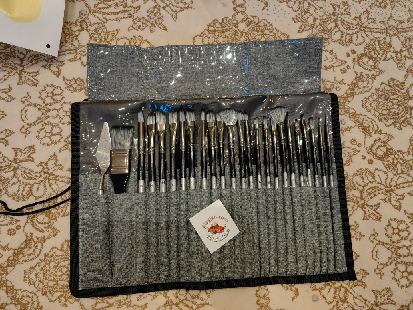 Alayjah, 25-Piece Professional Paint Brushes with Bag , Wood Handle, Nylon Hair Brushes for Acrylic, Oil & Watercolor Paintingألايجاه، فرش احترافية مكونة من 25 قطعة، بمقبض خشبي وشعيرات نايلون للرسم بالأكريليك والزيت والألوان المائية