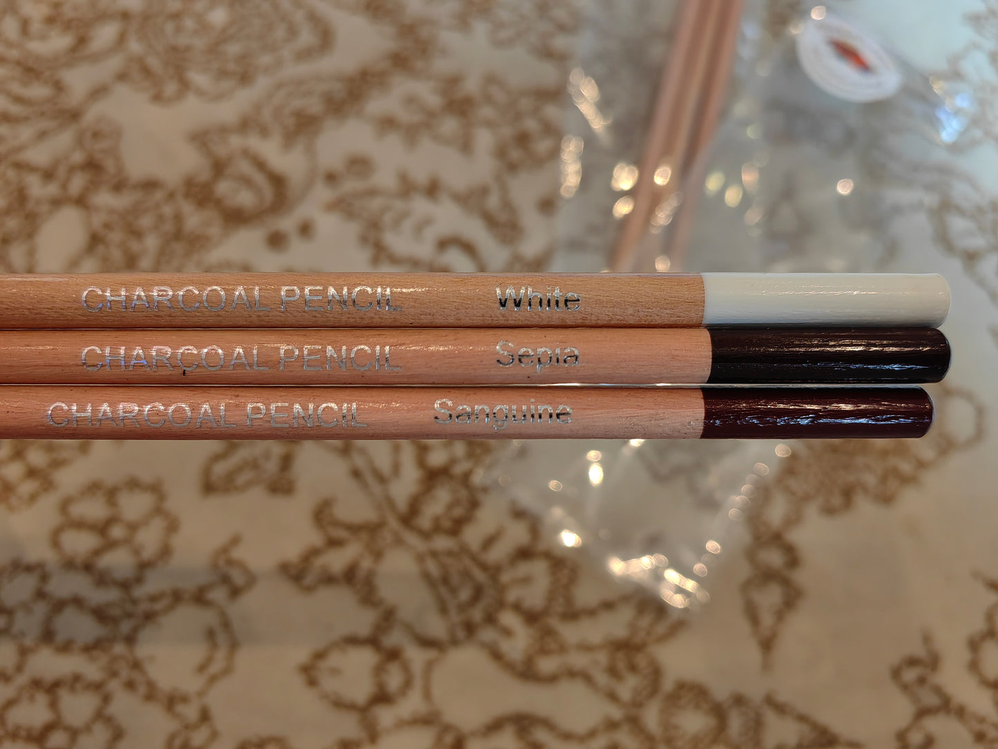 Alayjah, Customized 3-Color Professional Charcoal Pencils,  3 Pcs,Pencil Set for Sketching, Drawing & Coloring ألَيْجا، أقلام فحم احترافية بثلاثة ألوان مخصصة،  3 قطع