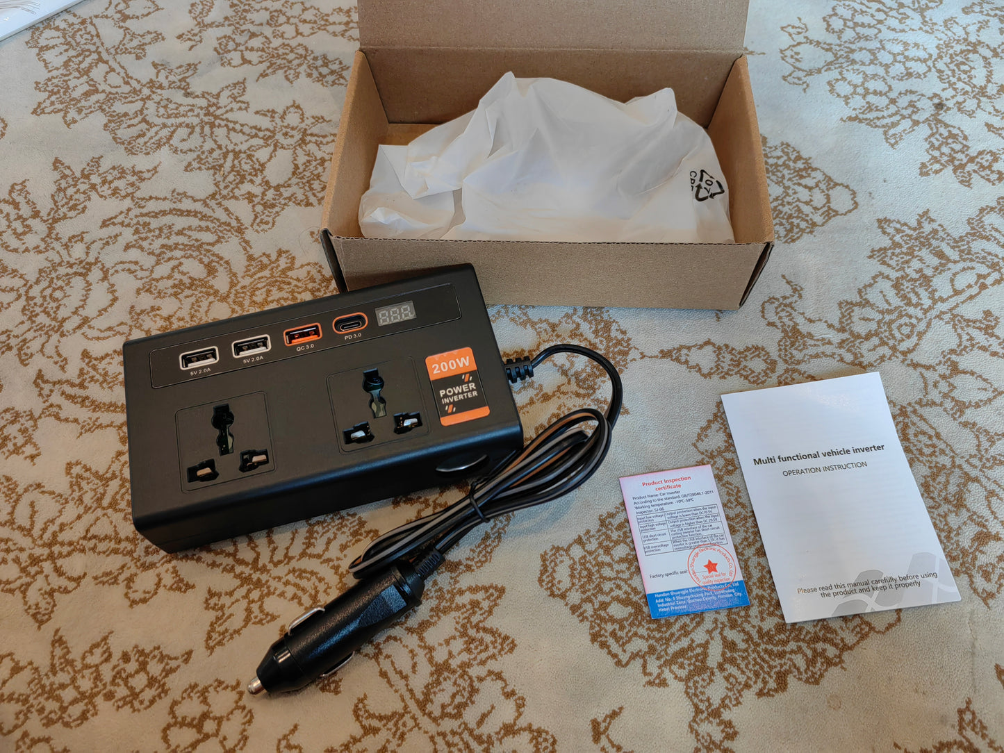 200W Power Inverter DC 12V to 110V with 4-Port USB Car Adapter – Includes PD & QC3.0 Fast Charging عاكس طاقة 200 واط من 12V DC إلى 110V مع شاحن سيارة بـ 4 منافذ USB – يدعم الشحن السريع PD وQC3.0