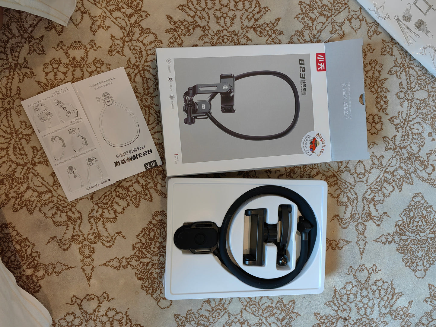 حامل هاتف قابل للتعديل للتعليق على الرقبة – بدون استخدام اليدين، مرن ومتين للهواتف حتى 6.7 بوصةAdjustable Neck Phone Holder – Hands-Free, Flexible & Durable for Phones up to 6.7"