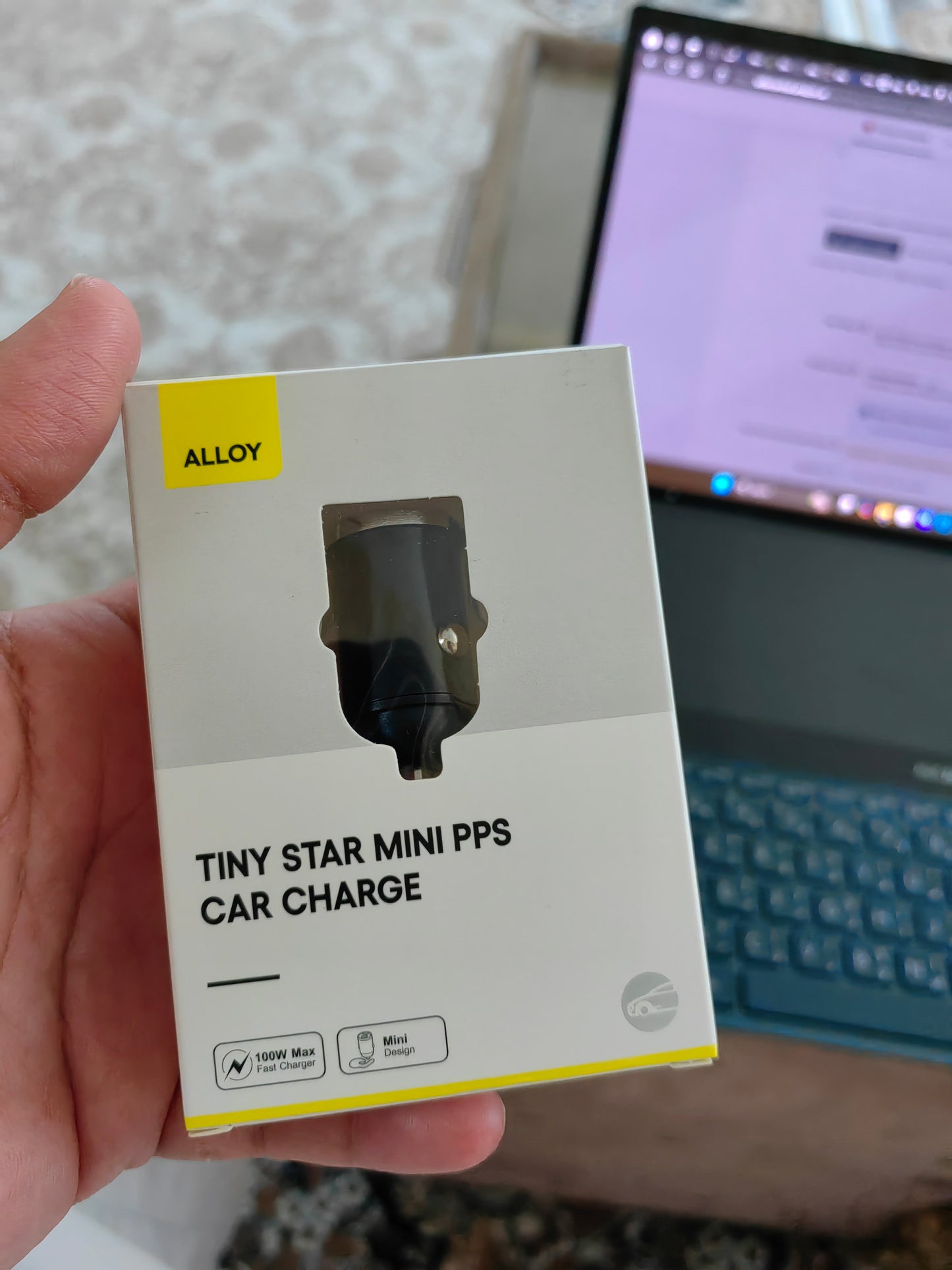 شاحن سيارة سريع  PD30W وQC3.0 – محول معدني بلسان سحب مع منفذ USB | شحن عالي السرعة للهواتف والأجهزة اللوحية والمزيدRetractable PD30W & QC3.0 Fast Car Charger – Metal Pull Tab Adapter with USB Port | High-Speed Charging for Phones, Tablets & More