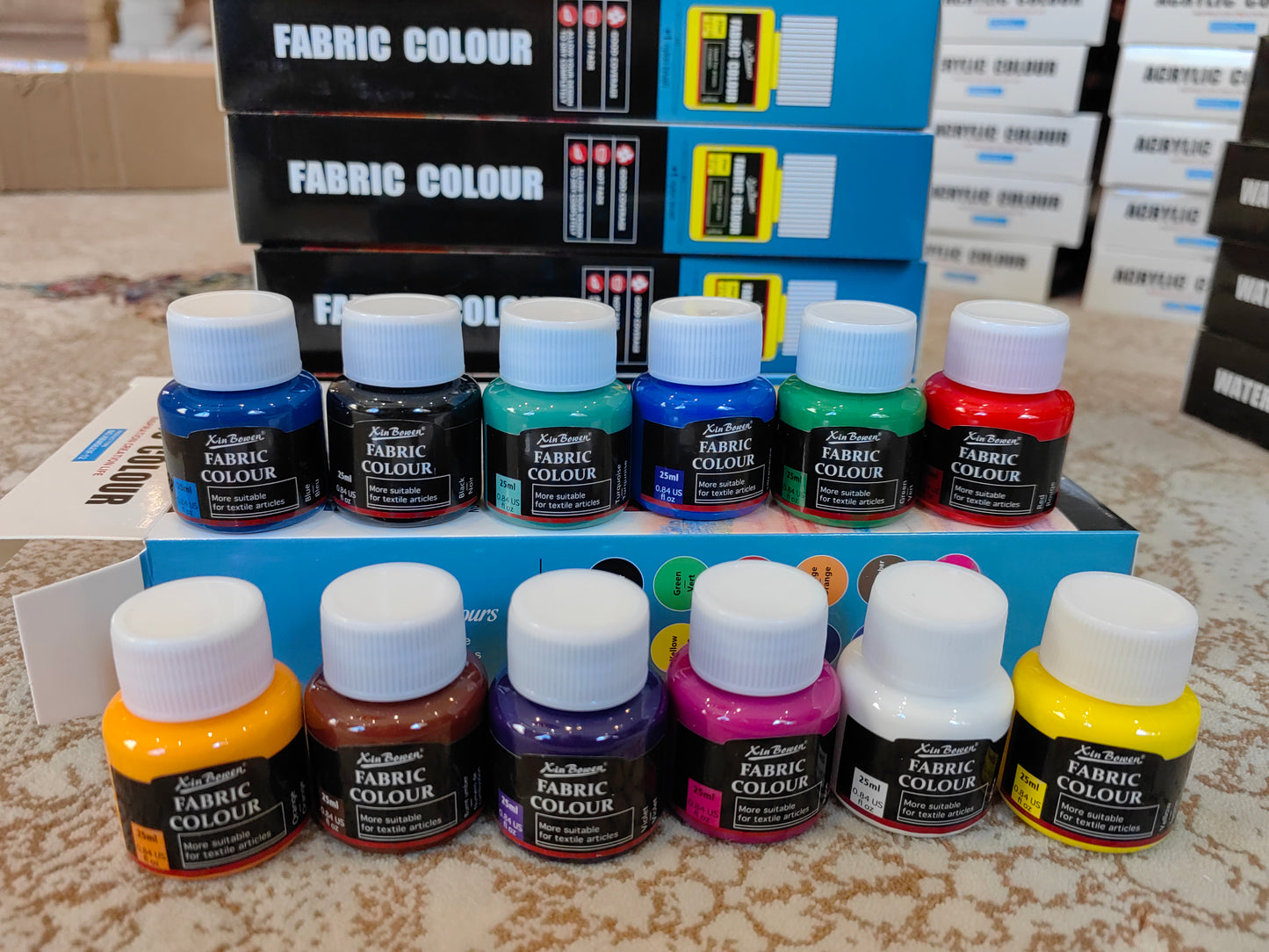 12-Color Fabric Paint & Poster Colour Set, Non-Toxic Pigments, 1 Box for DIY Crafts, Wall Art & Art Students 20100171  ألوان قماش وملصقات من 12 لونًا، أصباغ غير سامة، علبة واحدة للأشغال اليدوية وفن الحائط وطلاب الفنون