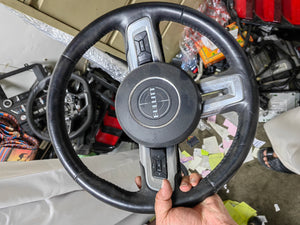 Used Bullitt Ford Mustang Automatic Steering Wheel with Airbag 2015-2023 سكان ديكسون موستنج مع شفترات
