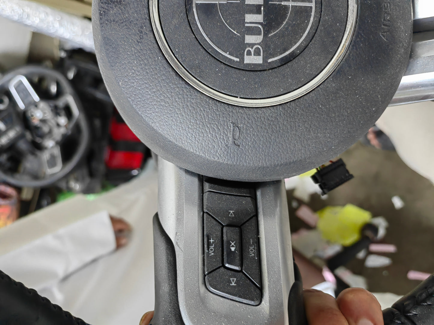 Used Bullitt Ford Mustang Automatic Steering Wheel with Airbag 2015-2023 سكان ديكسون موستنج مع شفترات