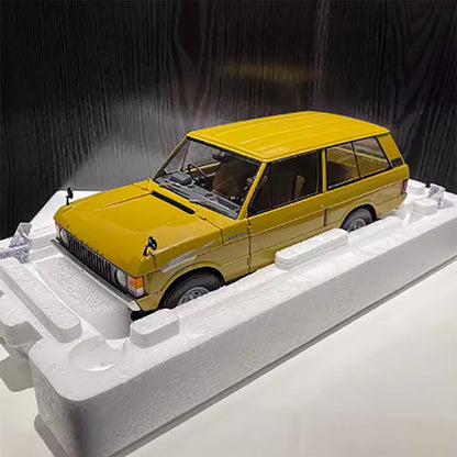 1: 18 realistic AR Range Rover 1970 alloy SUV off-road vehicle model نموذج سيارة واقعي من سبيكة AR Range Rover 1970 SUV للطرق الوعرة