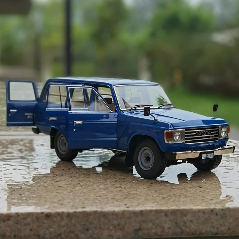 KYOSHO 1:18 Land Cruiser Toyota LC60 Model كيوشو 1:18 اند كروزر تويوتا LC60 موديل