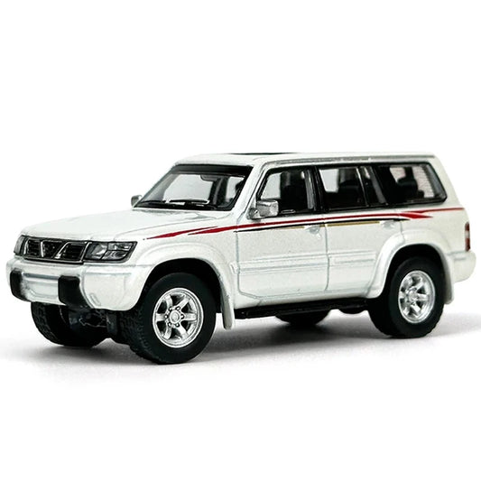 1:64 Scale Nissan Patrol 1998 Y61 Car Model 1:64 Metal Diecast Miniature Ariya X-trail Q50S Q70L QX70S QX60 QX80 Vehicle Toys