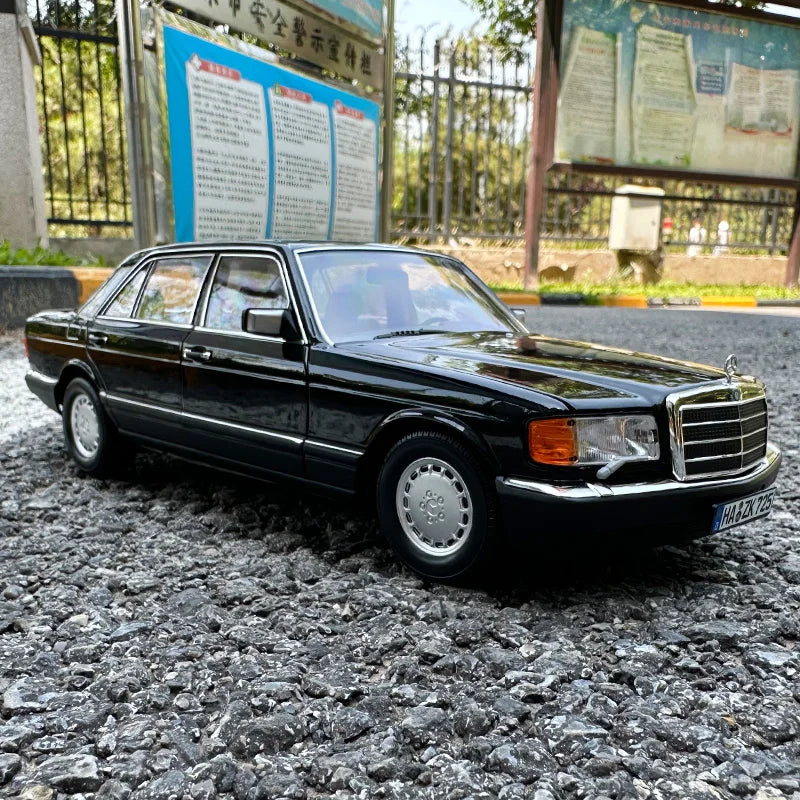 1:18 Mercedes accessoires 560SEL  S class accessories1989 diecast نموذج مرسيدس اس كلاس كلاسيك