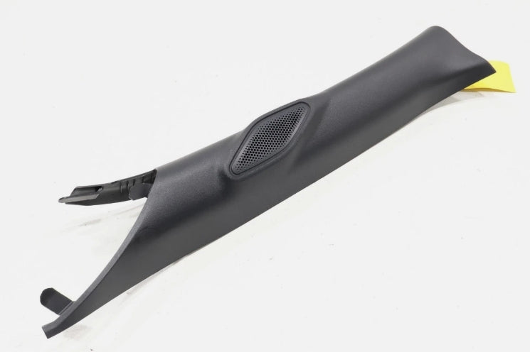 Used 2024-2025 Ford Mustang Coupe Windshield Left A-Pillar Trim Cover & Speaker –  غطاء عمود الزجاج الأمامي الأيسر مع سماعة مستعمل فورد موستانج كوبيه 2024–2025