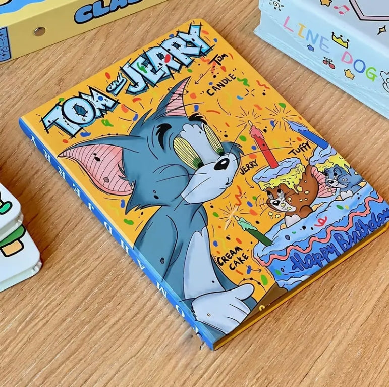 Cat & Mouse A5 Notebook, 96 Colorful Pages, Hard Cover, Fun Gift دفتر توم وجيري A5, 96 صفحة ملونة، غلاف صلب، هدية ممتعة