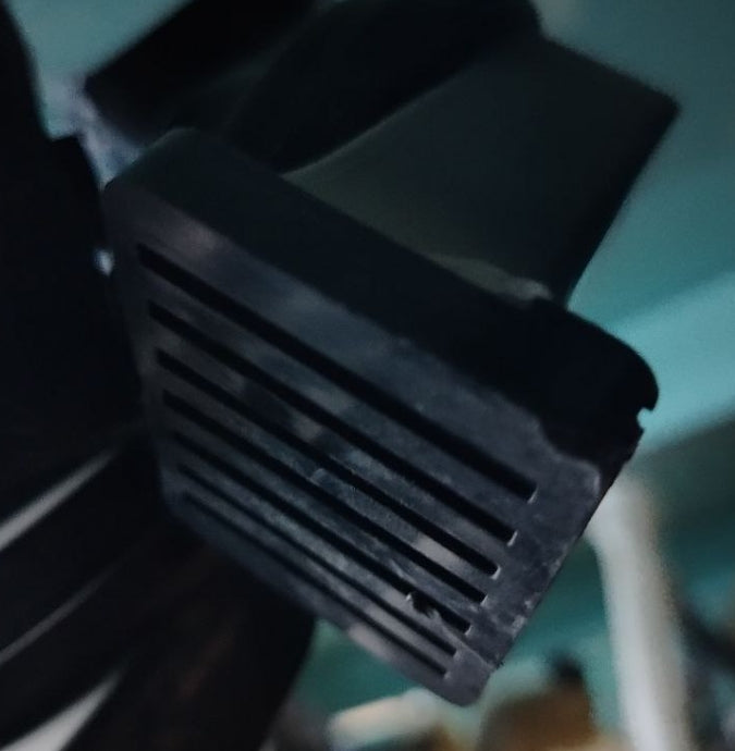 Used 2015–2023 Ford Mustang Dual Tone Horn Set – High & Low Note Signal Siren Pair مجموعة أبواق مزدوجة النغمة مستعملة لفورد موستانج 2015–2023 – زوج نغمات عالية ومنخفضة