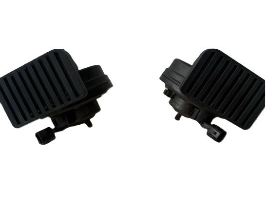 Used 2015-2023 Dodge Charger / Chrysler Horn Set –  مجموعة أبواق مستعملة لدودج تشارجر / كرايسلر 2015–2023