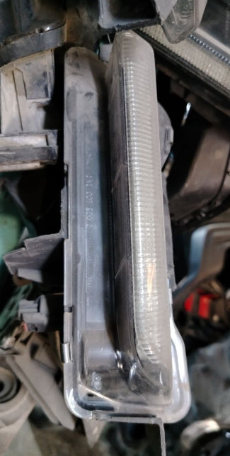 Used Set of LED OEM DRL Fog Lights for 2016–2022 Chevrolet Camaro – Left & Right Pair, مجموعة مصابيح ضباب LED نهارية أصلية مستعملة لشفروليه كمارو 2016–2022 – جهة اليسار واليمين