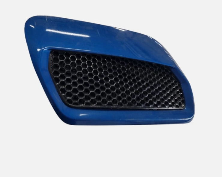 Used Ford Mustang Bonnet Hood Cover with Grill, Driver & Passenger Side, Durable Replacement JR3B16C195AC VLK3691 غطاء كبوت فورد موستنج مستخدم مع شبك, جانب السائق والراكب، قطعة بديلة متينة JR3B16C195AC VLK3691