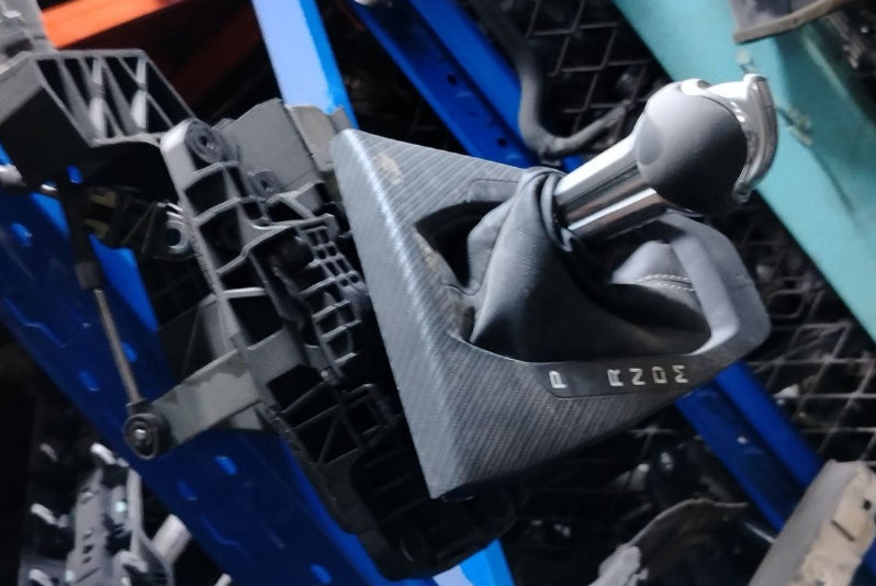 Used 2024–2026 Ford Mustang Automatic Shifter Assembly –  مجموعة ناقل حركة أوتوماتيكي مستعملة لفورد موستانج 2024–2026