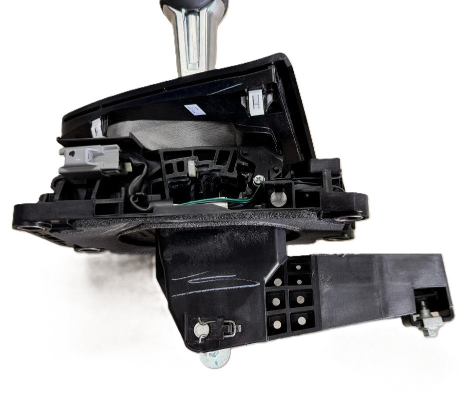 Used 2024–2026 Ford Mustang Automatic Shifter Assembly –  مجموعة ناقل حركة أوتوماتيكي مستعملة لفورد موستانج 2024–2026
