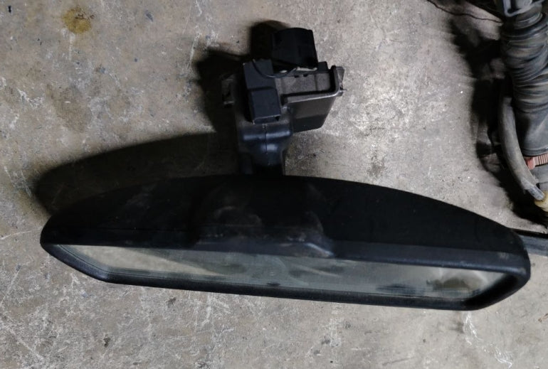 Used Dodge Charger 2014–2020 Rear View Mirror –  مرآة رؤية خلفية مستعملة لدودج تشارجر 2014–2020