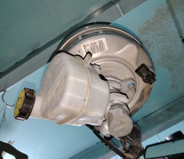 Used Ford Mustang Power Brake Booster 2018–2023 –  مضخم فرامل مستعمل لفورد موستانج 2018–2023