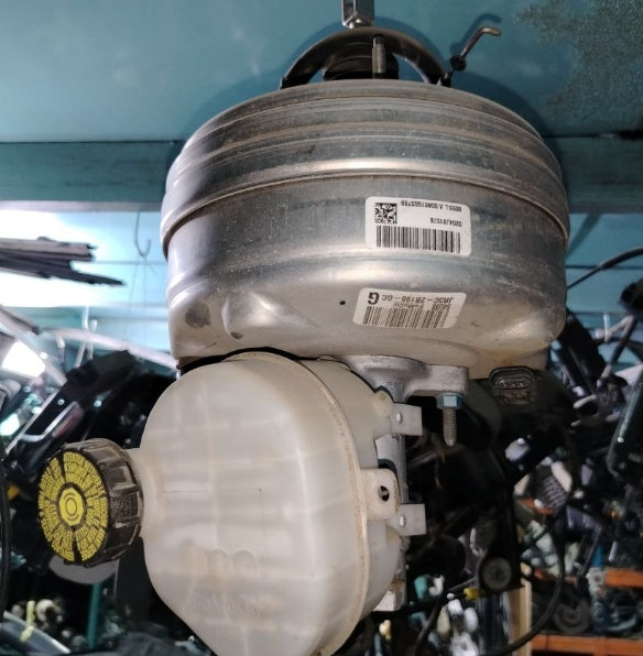 Used Ford Mustang Power Brake Booster 2018–2023 –  مضخم فرامل مستعمل لفورد موستانج 2018–2023