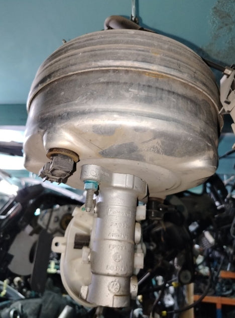 Used Ford Mustang Power Brake Booster 2018–2023 –  مضخم فرامل مستعمل لفورد موستانج 2018–2023