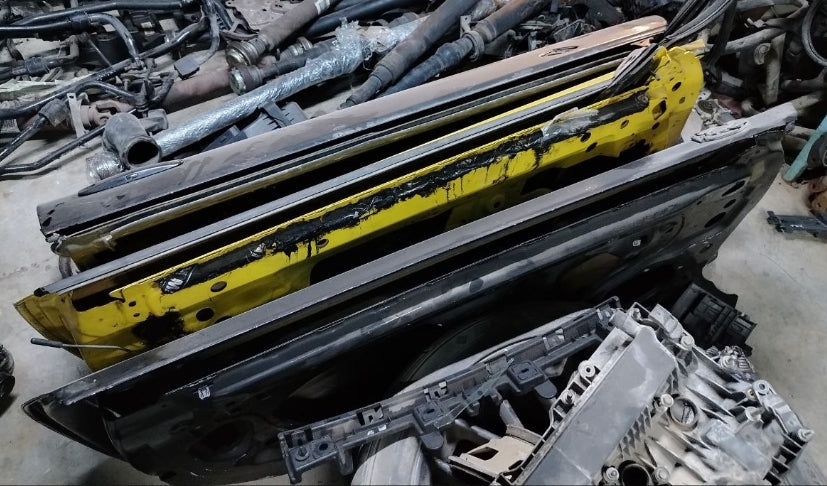 Used Chevrolet Camaro 2011–2014 Driver & Passenger Doors – أبواب السائق والراكب مستعملة لشفروليه كمارو 2011–2014