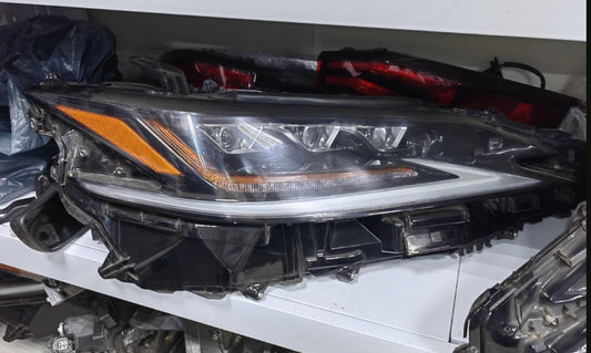 Very Rare Used OEM Lexus ES Headlights | 2023–2025 Original فوانيس أمامية أصلية نادرة جداً لكزس ES مستعملة | موديلات 2023–2025